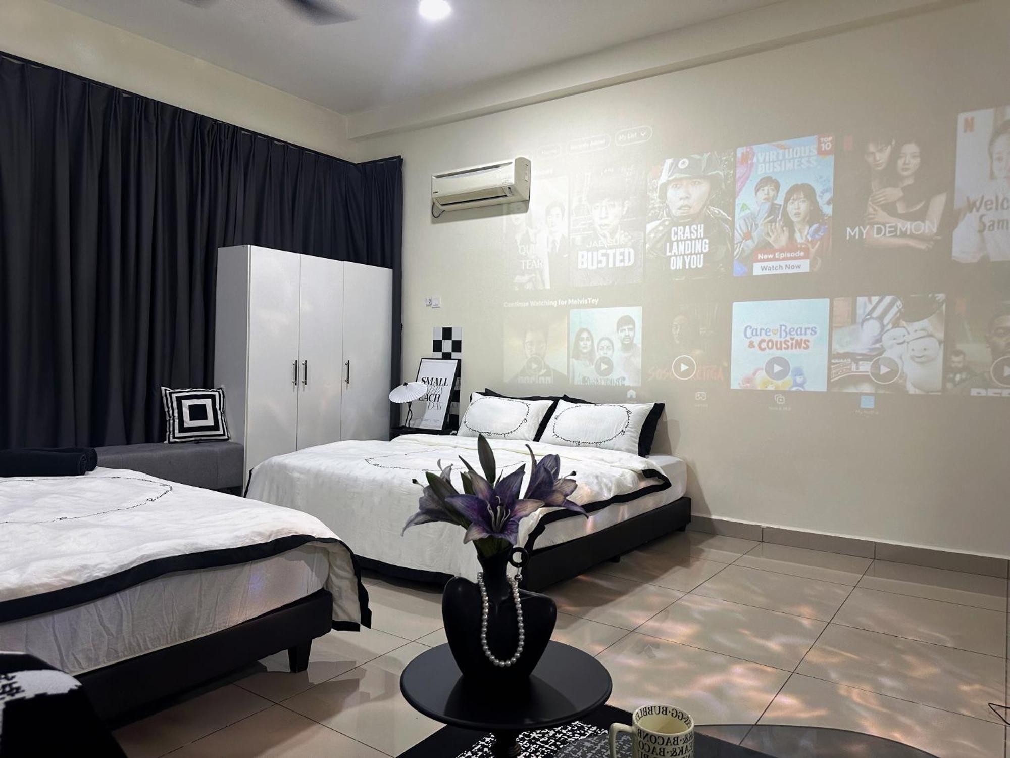 Mount Austin With Hd Projector Fast Wifi *