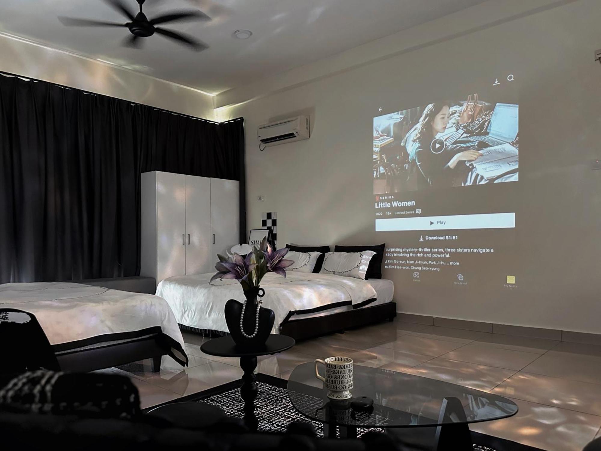 Mount Austin With Hd Projector Fast Wifi Johor Bahru